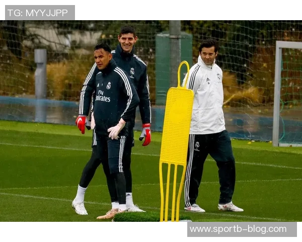 法媒报道吉达联合希望邀请皇马体育总监索拉里担任球队新任主帅 法媒报道吉达联合希望邀请皇马体育总监索拉里担任球队新任主帅